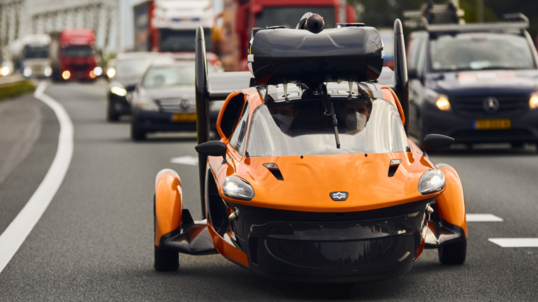 Στα 300.000 ευρώ πωλείται το ιπτάμενο αυτοκίνητο – Πού μπορείτε να το αγοράσετε